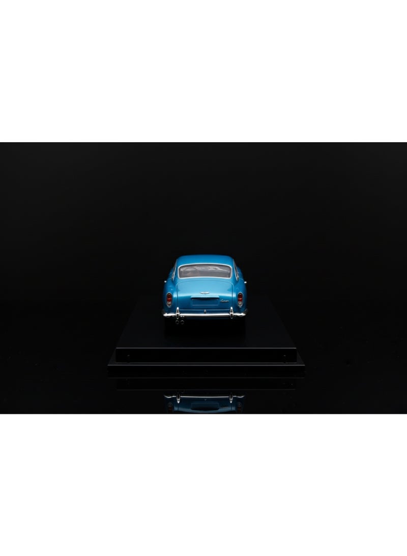 Welly Aston Martin DB5 Style Model Car | Classic Luxury Sports Coupe | Die-Cast Collectible | Blue - Image 4